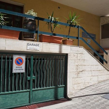 B&B Night&Day Ρέτζιο ντι Καλάμπρια Εξωτερικό φωτογραφία